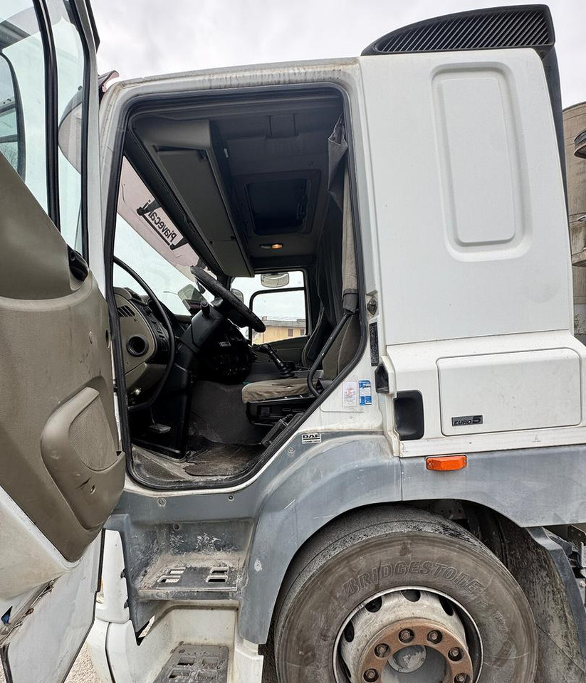 DAF CF 85.460 / Anno 2007 / Euro 5 - Tegljač: slika 5 DAF CF 85.460 / Anno 2007 / Euro 5 - Tegljač: slika 5