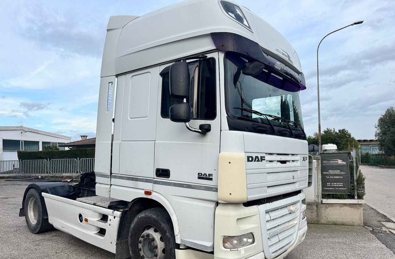 DAF XF 105.460 - 2010 - AUTOMATICO - Tegljač: slika 3 DAF XF 105.460 - 2010 - AUTOMATICO - Tegljač: slika 3