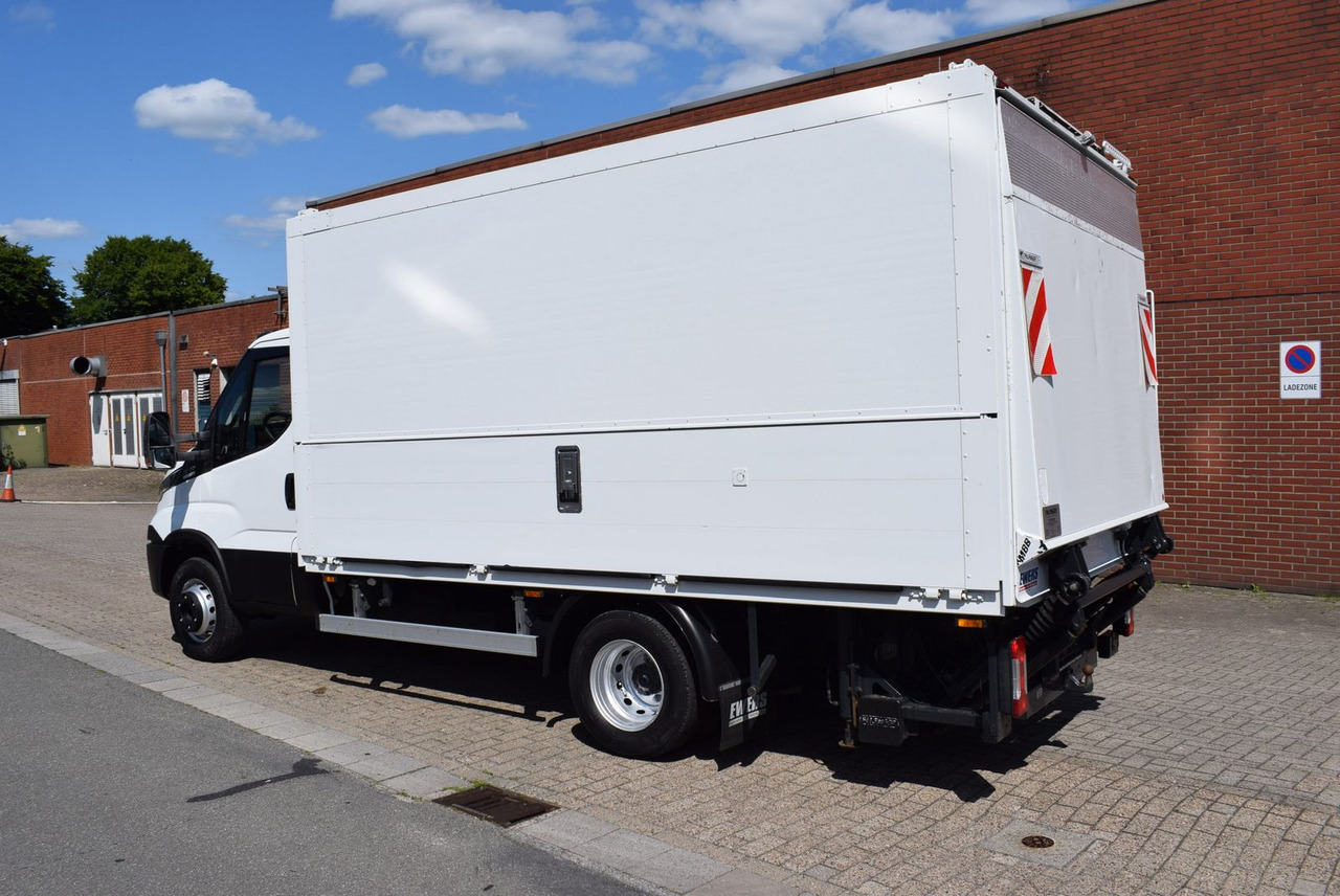 Iveco Daily 70 C 18 Schwenkwand Automatik LBW 1500KG - Kamion za prevoz boca: slika 5 Iveco Daily 70 C 18 Schwenkwand Automatik LBW 1500KG - Kamion za prevoz boca: slika 5