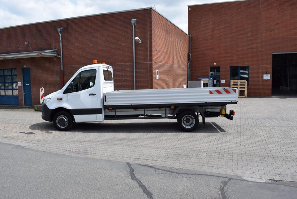 Mercedes-Benz Sprinter 514 Pritsche 4,30mAutomatik AHK 3,5 - Dostavno vozilo sa otvorenom sandukom: slika 4 Mercedes-Benz Sprinter 514 Pritsche 4,30mAutomatik AHK 3,5 - Dostavno vozilo sa otvorenom sandukom: slika 4