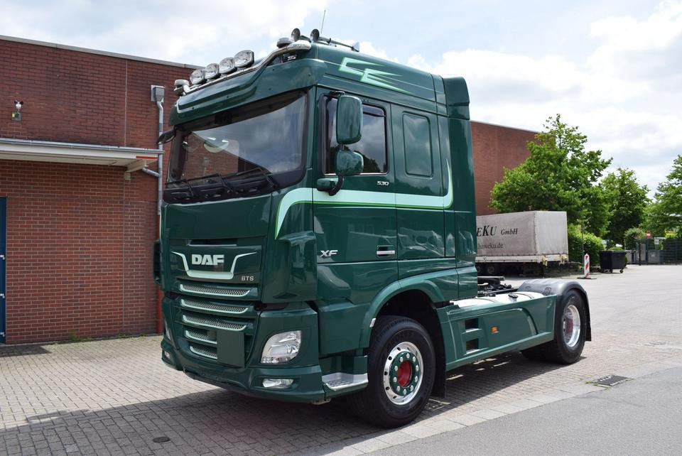 DAF XF 530 FT Retarder Leder Standklima Hydraulik - Tegljač: slika 1 DAF XF 530 FT Retarder Leder Standklima Hydraulik - Tegljač: slika 1