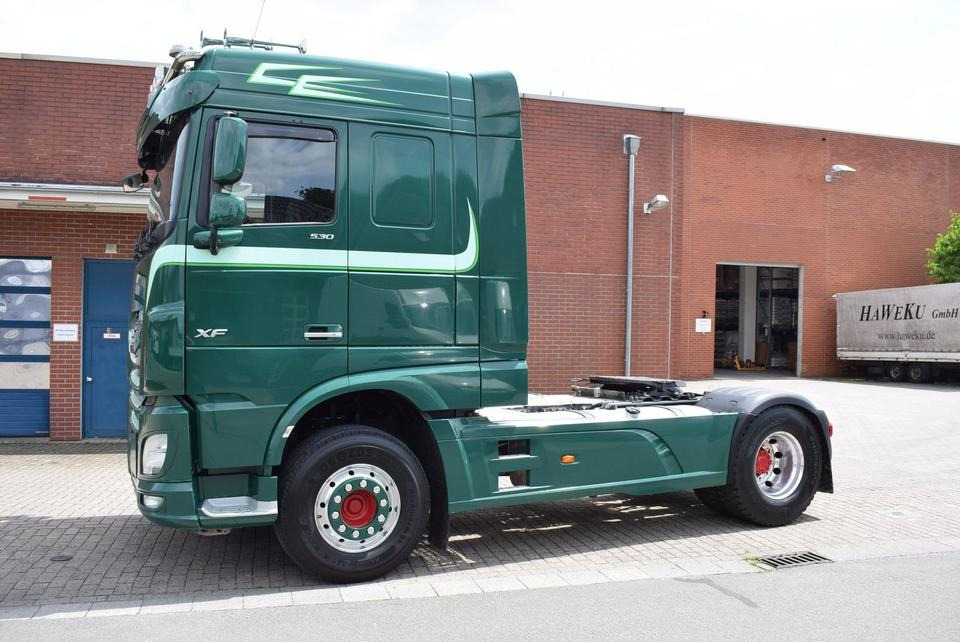 DAF XF 530 FT Retarder Leder Standklima Hydraulik - Tegljač: slika 2 DAF XF 530 FT Retarder Leder Standklima Hydraulik - Tegljač: slika 2