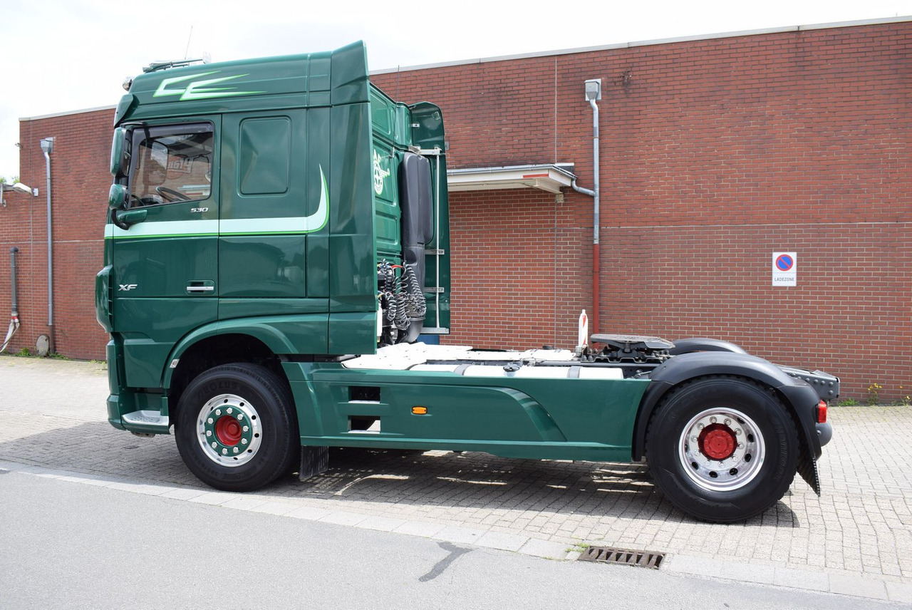 DAF XF 530 FT Retarder Leder Standklima Hydraulik - Tegljač: slika 3 DAF XF 530 FT Retarder Leder Standklima Hydraulik - Tegljač: slika 3
