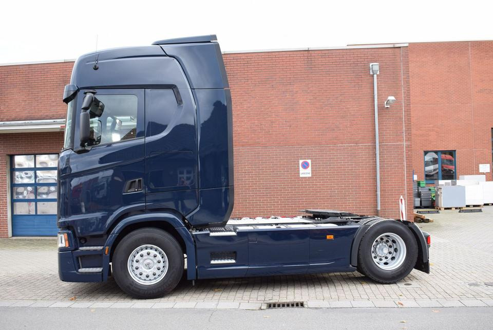 Scania S 450 Highline 2xTank LED Vollluft Retarder - Tegljač: slika 3 Scania S 450 Highline 2xTank LED Vollluft Retarder - Tegljač: slika 3