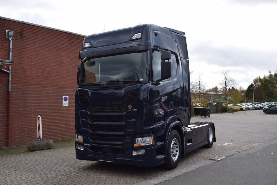 Scania S 450 Highline 2xTank LED Vollluft Retarder - Tegljač: slika 1 Scania S 450 Highline 2xTank LED Vollluft Retarder - Tegljač: slika 1