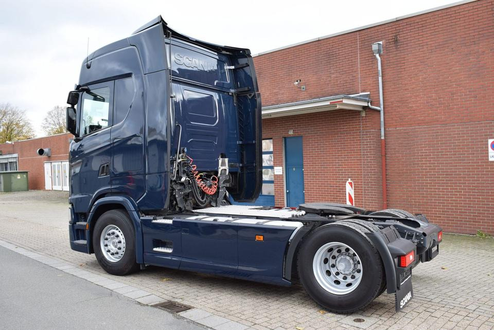 Scania S 450 Highline 2xTank LED Vollluft Retarder - Tegljač: slika 4 Scania S 450 Highline 2xTank LED Vollluft Retarder - Tegljač: slika 4