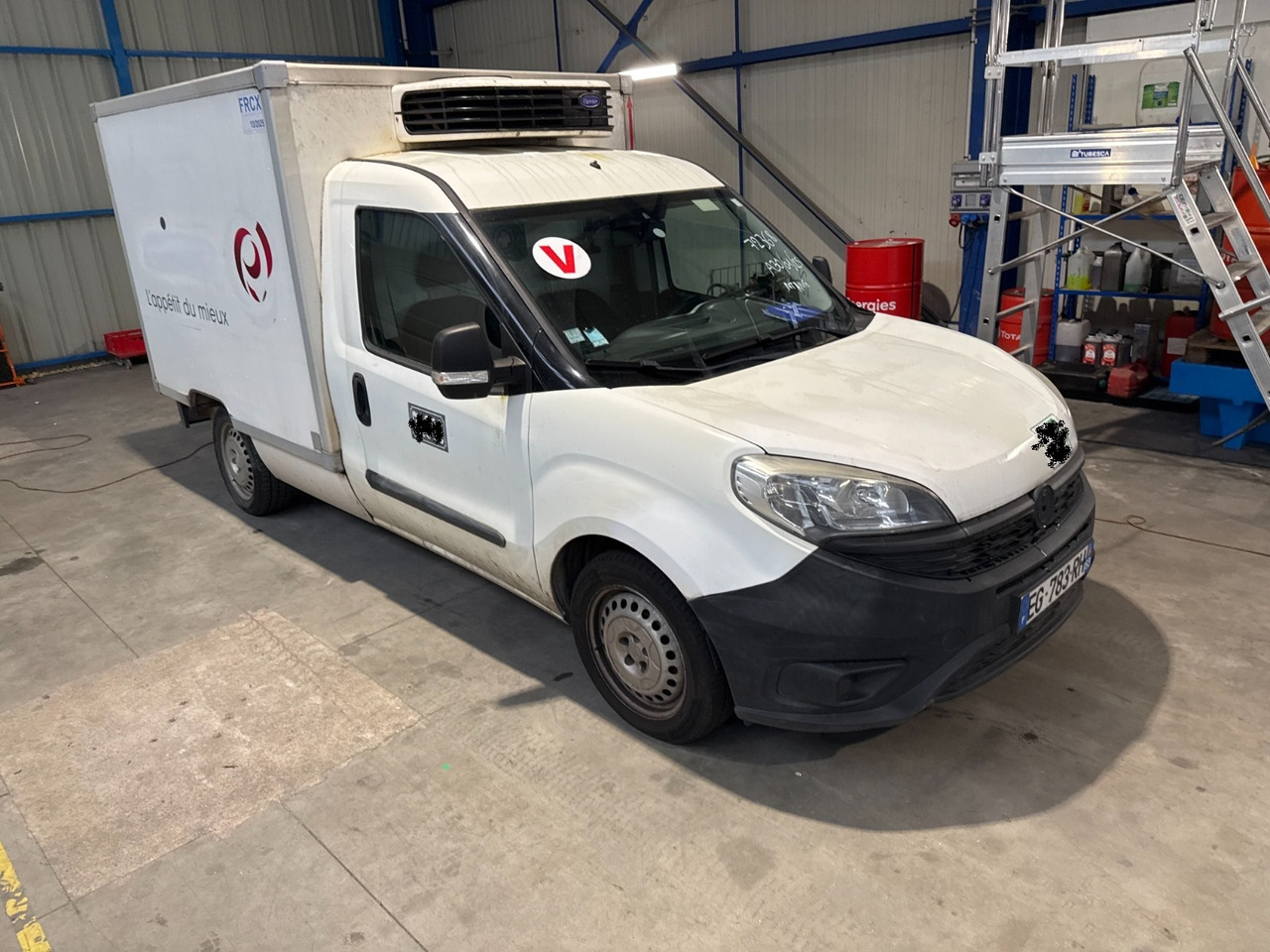FIAT DOBLO KONTENER CHŁODNIA NR 854 - Dostavno vozilo hladnjača: slika 1 FIAT DOBLO KONTENER CHŁODNIA NR 854 - Dostavno vozilo hladnjača: slika 1