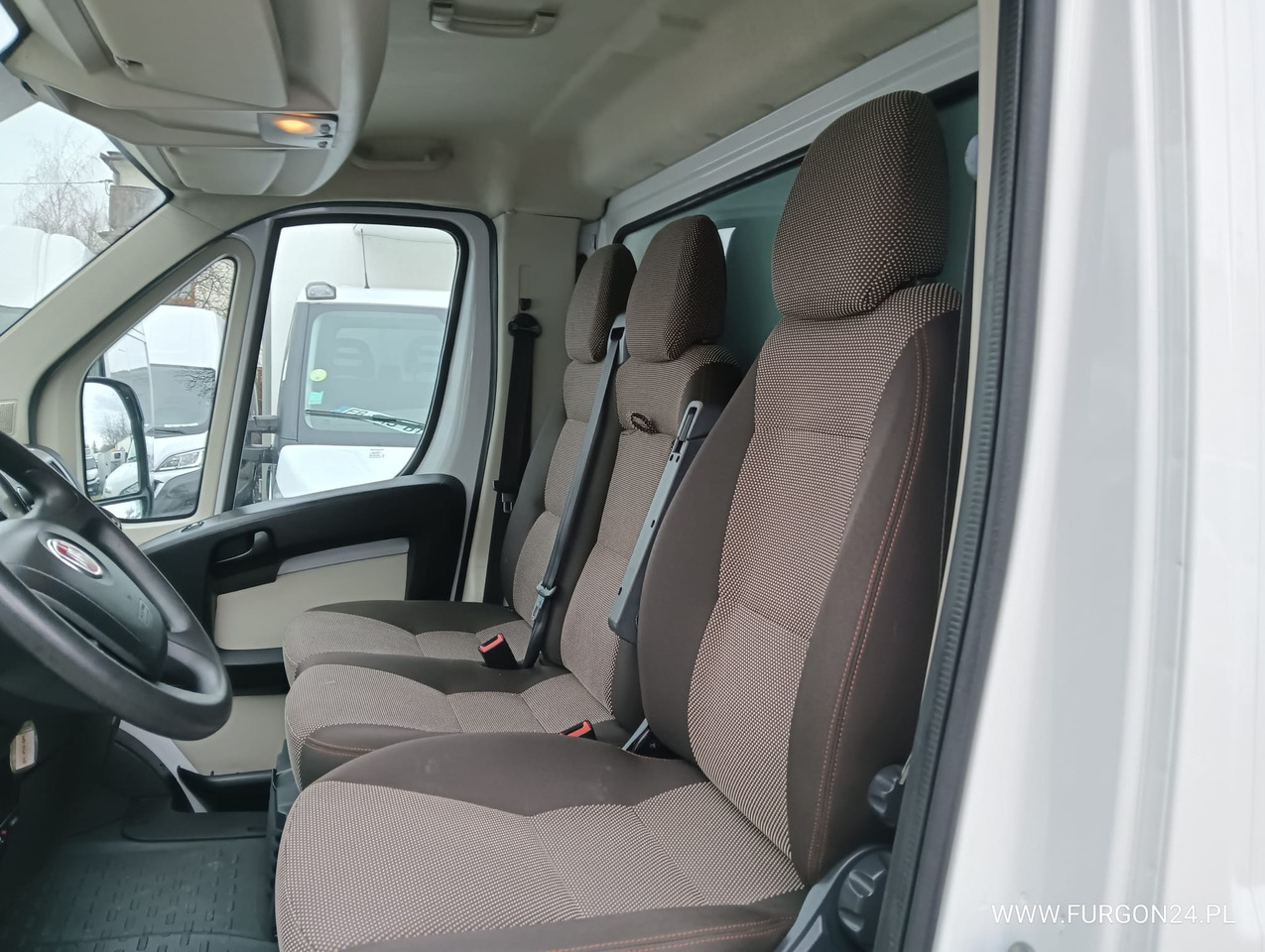 Dostavno vozilo sa zatvorenim sandukom FIAT DUCATO KONTENER WINDA NR 742: slika 8