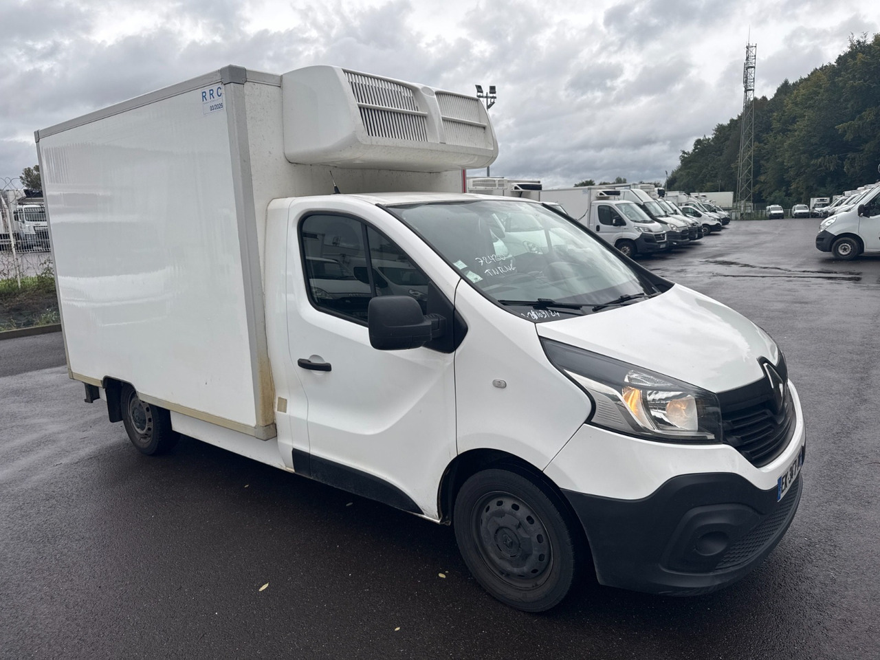 RENAULT TRAFIC KONTENER CHŁODNIA MROŹNIA NR 840 - Dostavno vozilo hladnjača: slika 1 RENAULT TRAFIC KONTENER CHŁODNIA MROŹNIA NR 840 - Dostavno vozilo hladnjača: slika 1