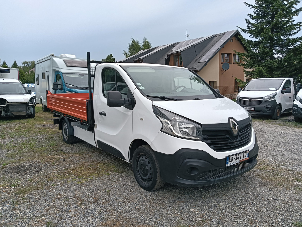 RENAULT TRAFIC WYWROTKA KIPER Z NAJAZDAMI NR 840 - Dostavno vozilo istovarivač: slika 2 RENAULT TRAFIC WYWROTKA KIPER Z NAJAZDAMI NR 840 - Dostavno vozilo istovarivač: slika 2