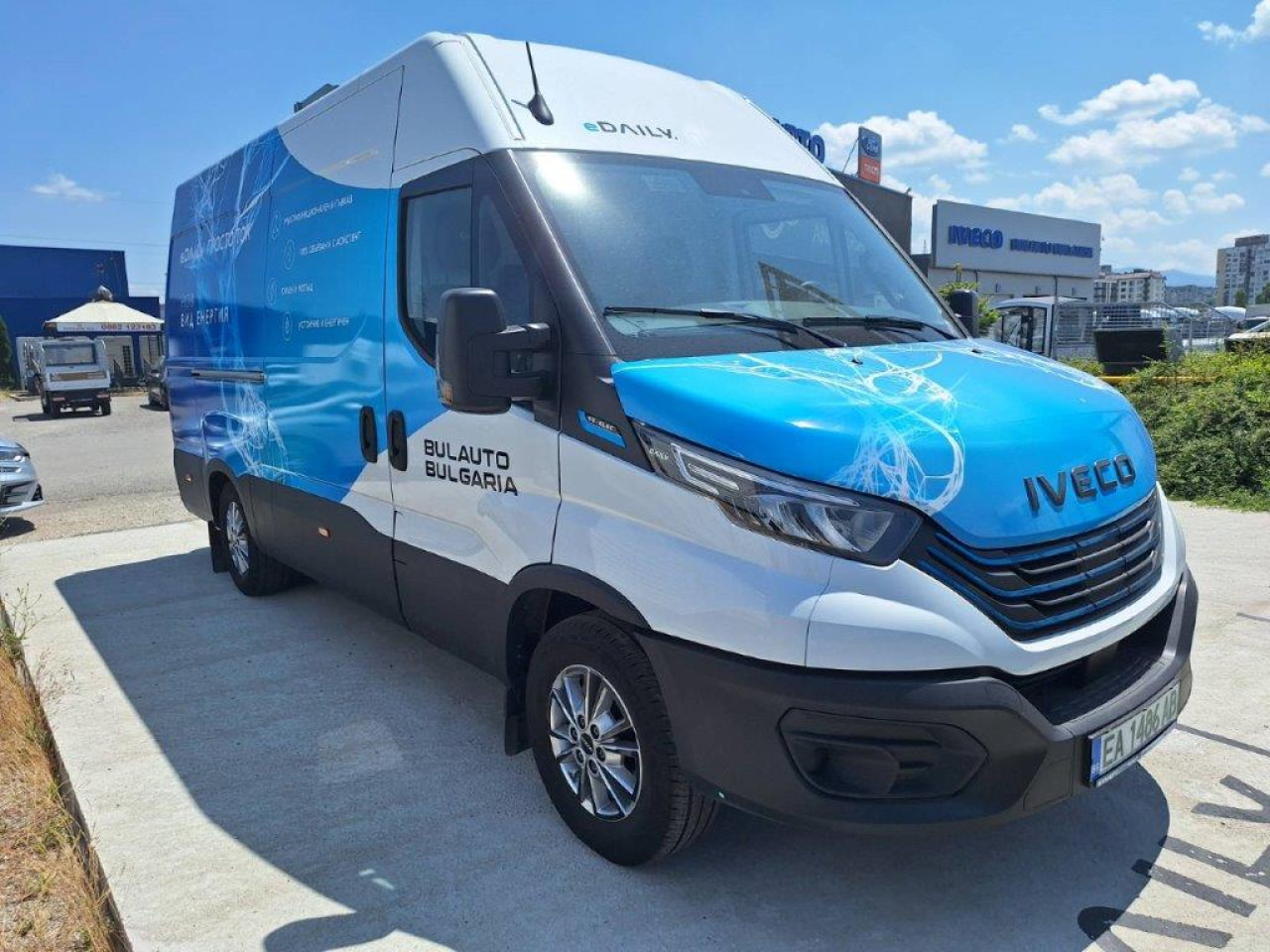 IVECO 35S14E/P - Furgon, Električno dostavno vozilo: slika 4 IVECO 35S14E/P - Furgon, Električno dostavno vozilo: slika 4
