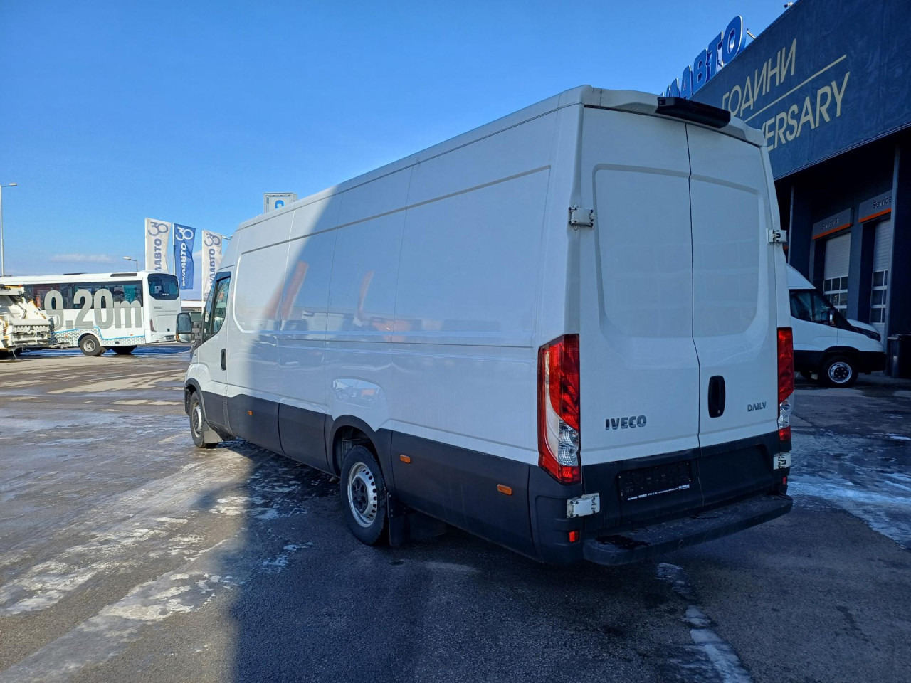 IVECO Daily 35S16V - Furgon: slika 2 IVECO Daily 35S16V - Furgon: slika 2