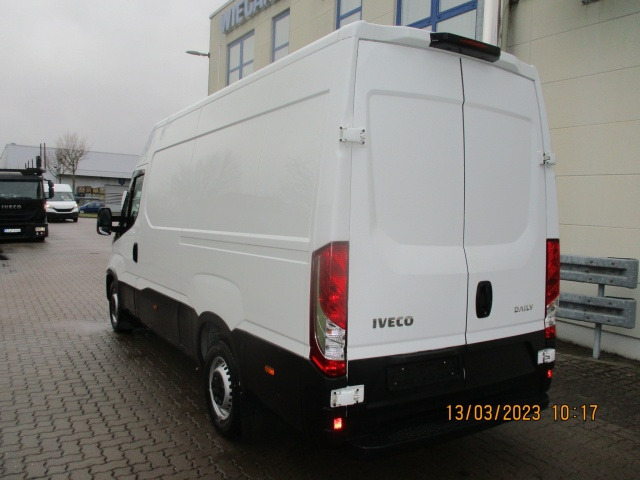 IVECO Daily 35S16V - Furgon: slika 4 IVECO Daily 35S16V - Furgon: slika 4