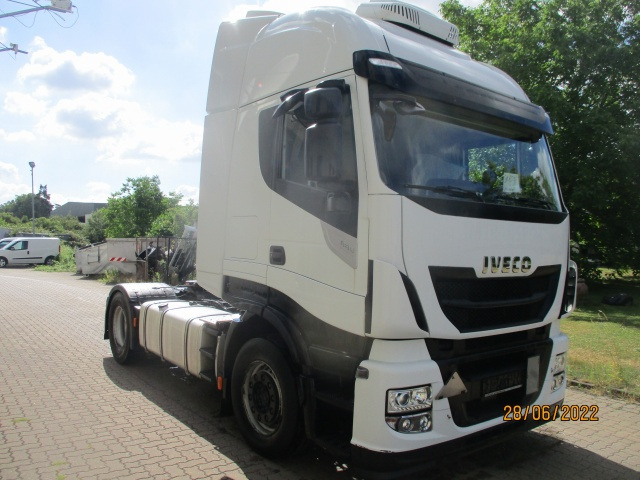 IVECO Stralis AS440S48T/P - Tegljač: slika 2 IVECO Stralis AS440S48T/P - Tegljač: slika 2