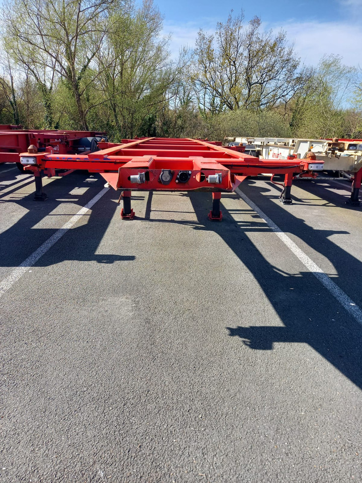 FRUEHAUF - Poluprikolica za prevoz kontejnera/ Poluprikolica sa promenjivim sandukom: slika 3 FRUEHAUF - Poluprikolica za prevoz kontejnera/ Poluprikolica sa promenjivim sandukom: slika 3