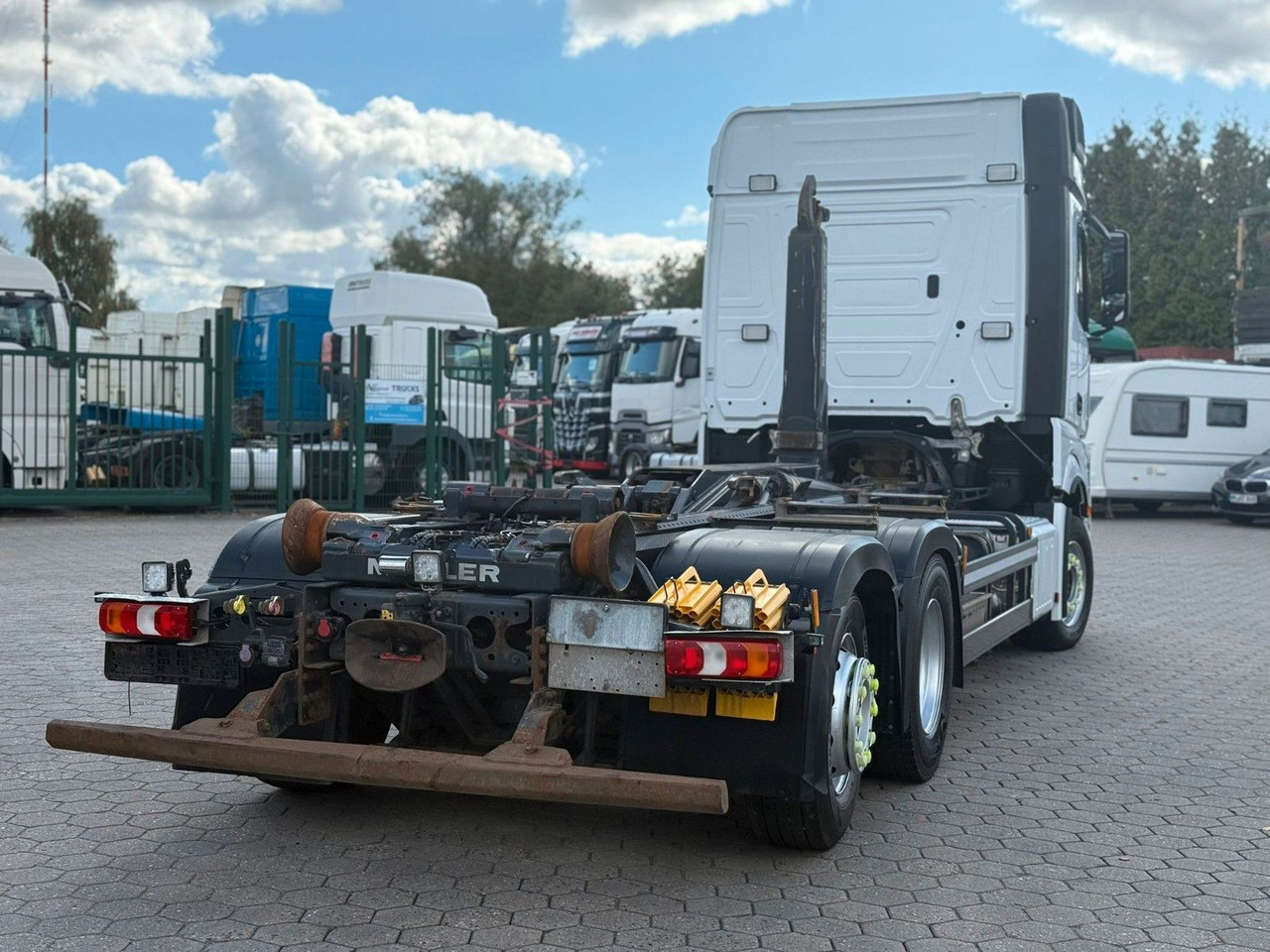 Mercedes-Benz Actros 2548 Meiller+ Funk+6x2 - Kamion sa hidrauličnom kukom: slika 4 Mercedes-Benz Actros 2548 Meiller+ Funk+6x2 - Kamion sa hidrauličnom kukom: slika 4