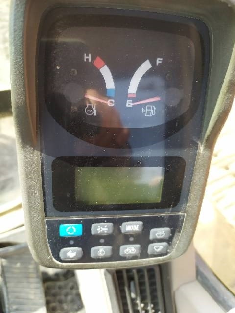 Bager guseničar Fiat-Kobelco E 235: slika 11 Bager guseničar Fiat-Kobelco E 235: slika 11