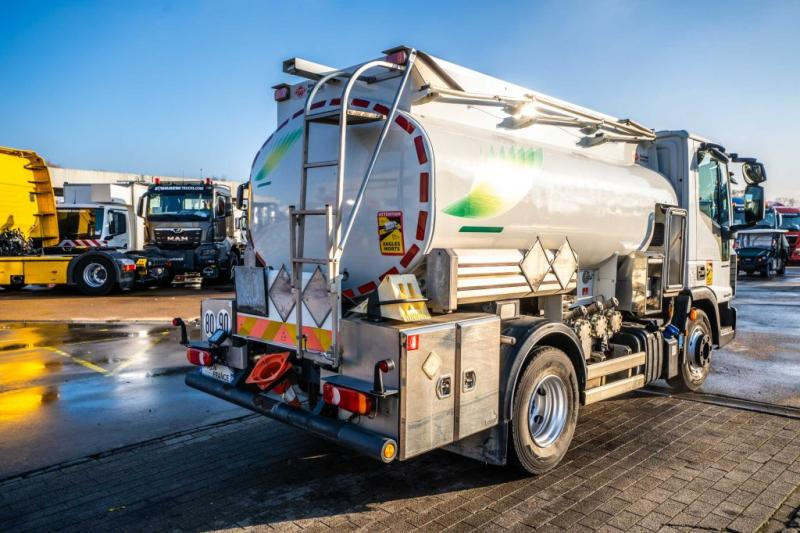 Iveco EURO CARGO 100-220 +CM 5500L + 3 COMP. - Kamion cisterna: slika 4 Iveco EURO CARGO 100-220 +CM 5500L + 3 COMP. - Kamion cisterna: slika 4