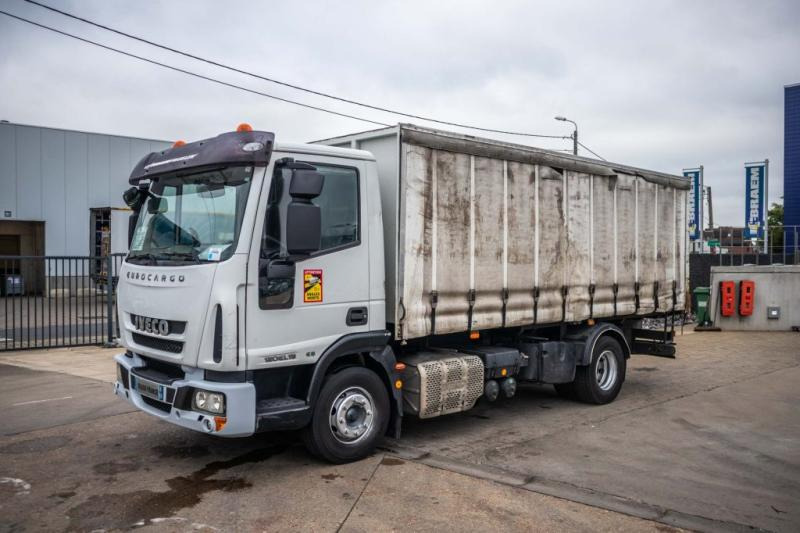 Iveco EUROCARGO 120EL19 - Kamion sa ceradom: slika 1 Iveco EUROCARGO 120EL19 - Kamion sa ceradom: slika 1