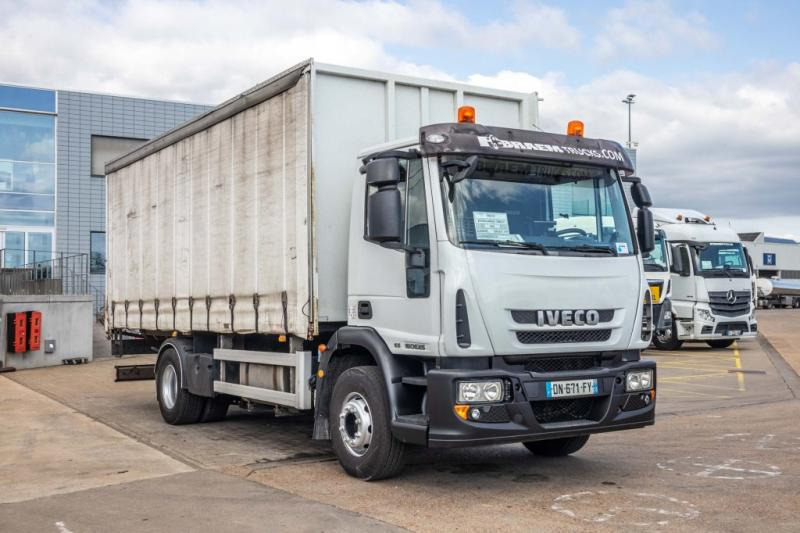 Iveco EUROCARGO 160E25 - Kamion sa ceradom: slika 2 Iveco EUROCARGO 160E25 - Kamion sa ceradom: slika 2