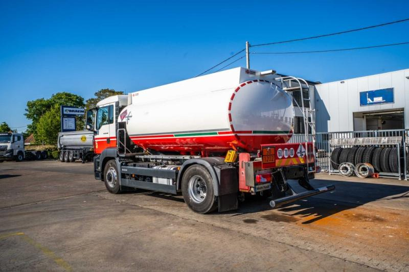 MAN TGS 18.400 4x4H +CM 11.500L /4 COMP - Kamion cisterna: slika 5 MAN TGS 18.400 4x4H +CM 11.500L /4 COMP - Kamion cisterna: slika 5
