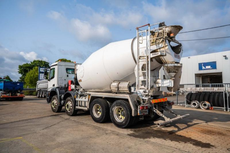 Mercedes AROCS 3240 BB+STETTER 9m3 - Mikser za beton: slika 5 Mercedes AROCS 3240 BB+STETTER 9m3 - Mikser za beton: slika 5