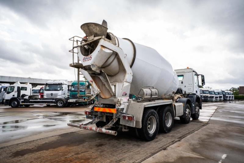 Mercedes AROCS 3240 BB +STETTER 9m3 - Mikser za beton: slika 4 Mercedes AROCS 3240 BB +STETTER 9m3 - Mikser za beton: slika 4