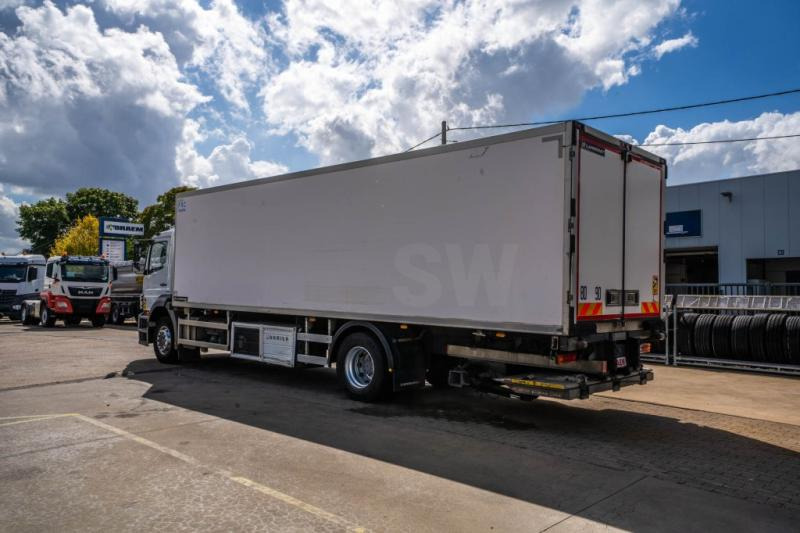 Mercedes AXOR 1829 BL-MP3 +CARRIER+DHOLLANDIA - Hladnjača: slika 5 Mercedes AXOR 1829 BL-MP3 +CARRIER+DHOLLANDIA - Hladnjača: slika 5