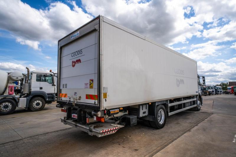 Mercedes AXOR 1829-MP3+ CARRIER - Hladnjača: slika 4 Mercedes AXOR 1829-MP3+ CARRIER - Hladnjača: slika 4