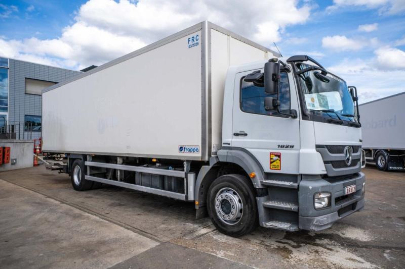 Mercedes AXOR 1829-MP3+ CARRIER - Hladnjača: slika 2 Mercedes AXOR 1829-MP3+ CARRIER - Hladnjača: slika 2