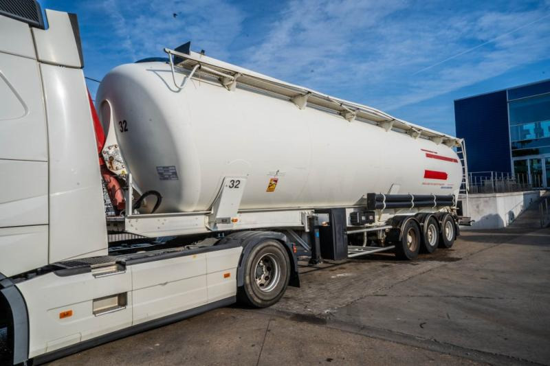 SPITZER SILO SK2458 CAL 60m3 - Poluprikolica: slika 1 SPITZER SILO SK2458 CAL 60m3 - Poluprikolica: slika 1