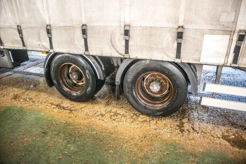 Prikolica sa ceradom ROBUSTE-KAISER GRAND VOLUME+TOIT DECOUVRABLE: slika 8