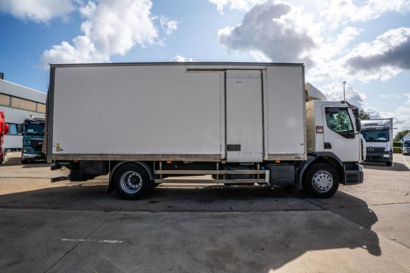 Renault D WIDE 320 DXI +DHOLLANDIA - Kamion sa zatvorenim sandukom: slika 3 Renault D WIDE 320 DXI +DHOLLANDIA - Kamion sa zatvorenim sandukom: slika 3