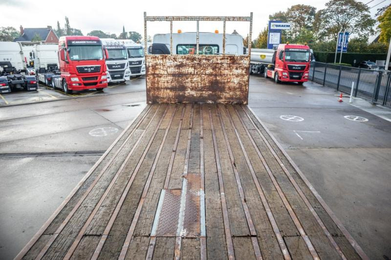 Kamion sa tovarnim sandukom, Kamion sa dizalicom Renault KERAX 380 DXI+E5+PK18TM/3EXT: slika 6 Kamion sa tovarnim sandukom, Kamion sa dizalicom Renault KERAX 380 DXI+E5+PK18TM/3EXT: slika 6