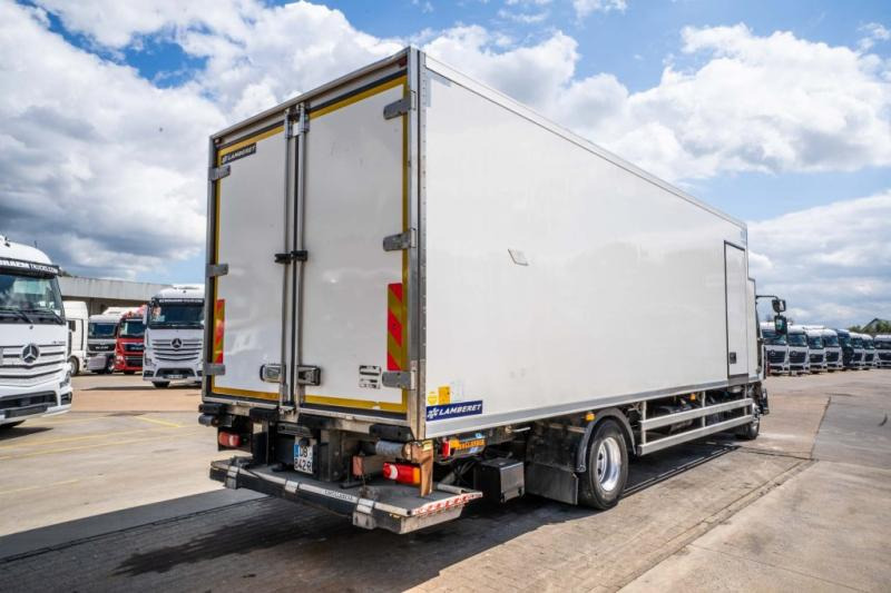 Renault MIDLUM 220 DXI (16t)+CARRIER+DHOLLANDIA +CARRIER - Hladnjača: slika 4 Renault MIDLUM 220 DXI (16t)+CARRIER+DHOLLANDIA +CARRIER - Hladnjača: slika 4