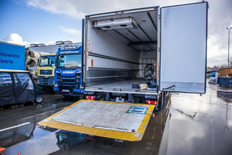 Renault PREMIUM 310DXI+E5+CARRIER+ENGINE PROBLEM - Hladnjača: slika 5 Renault PREMIUM 310DXI+E5+CARRIER+ENGINE PROBLEM - Hladnjača: slika 5