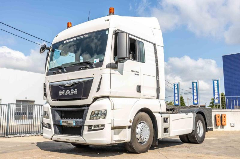 MAN TGX 18.440 XLX+INTARDER - Tegljač: slika 1 MAN TGX 18.440 XLX+INTARDER - Tegljač: slika 1