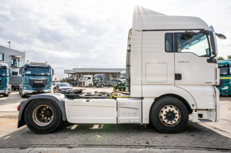 MAN TGX 18 460 XLX BLS+INTARDER+ADR+KIPHYDR. - Tegljač: slika 3 MAN TGX 18 460 XLX BLS+INTARDER+ADR+KIPHYDR. - Tegljač: slika 3