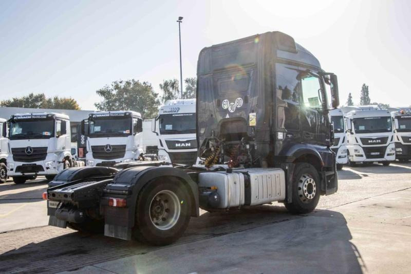 Mercedes ACTROS 1843 LS+E6+HYDRAULIQUE - Tegljač: slika 4 Mercedes ACTROS 1843 LS+E6+HYDRAULIQUE - Tegljač: slika 4