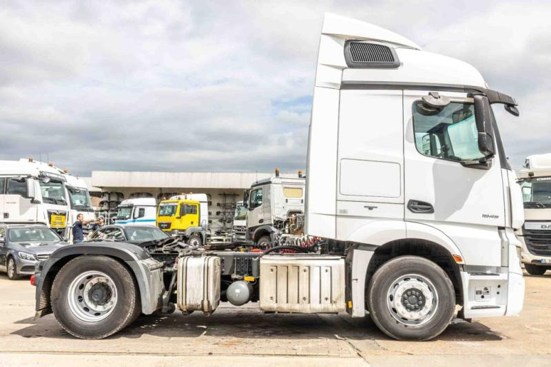 Mercedes ACTROS 1845 LS+HYDR - Tegljač: slika 4 Mercedes ACTROS 1845 LS+HYDR - Tegljač: slika 4