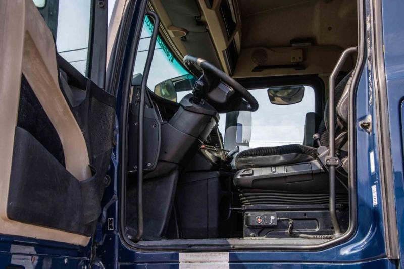 Mercedes ACTROS 1848 LS+E6+HYDR. - Tegljač: slika 5 Mercedes ACTROS 1848 LS+E6+HYDR. - Tegljač: slika 5