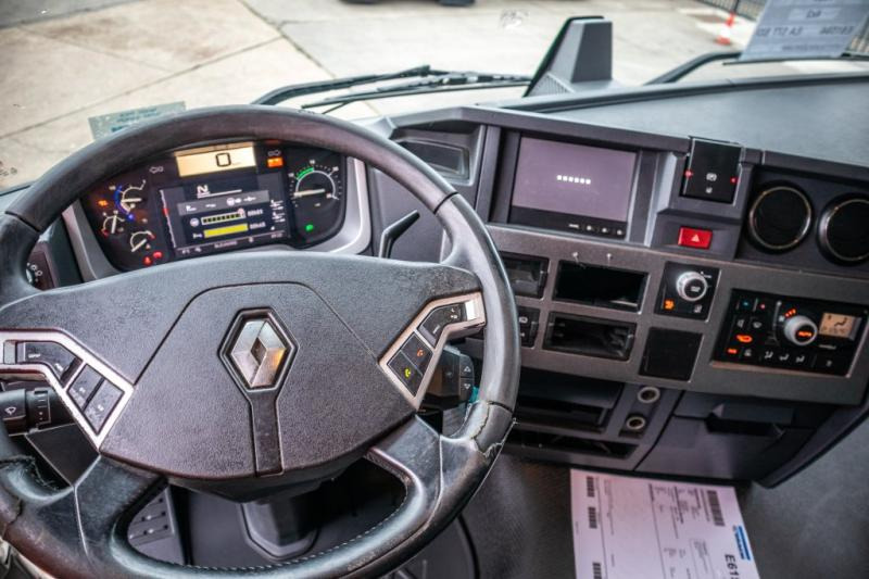 Interior photo 2: Tegljač Renault T520+INTARDER+BIG AXLE+ 70Ton