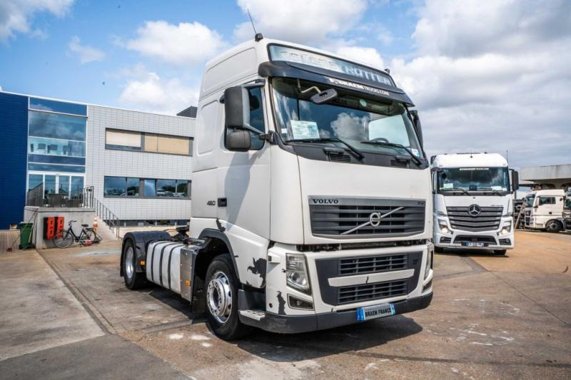 Volvo FH 3 460 GLOB - Tegljač: slika 2 Volvo FH 3 460 GLOB - Tegljač: slika 2