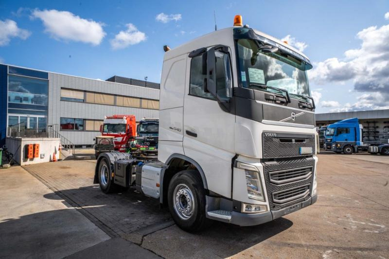 Volvo FH 540+BIG AXLE+VOITH - Tegljač: slika 2 Volvo FH 540+BIG AXLE+VOITH - Tegljač: slika 2