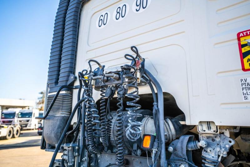 Volvo FMX 460 GLOB + HYDR - Tegljač: slika 5 Volvo FMX 460 GLOB + HYDR - Tegljač: slika 5