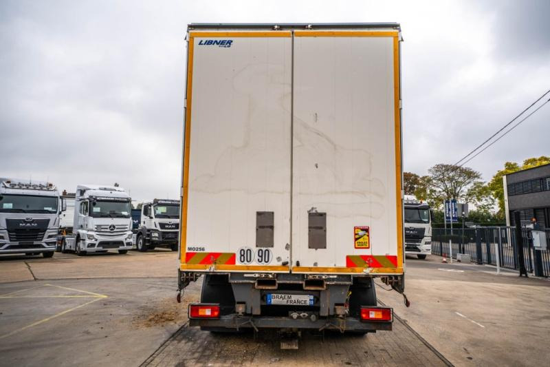 Volvo FH 13 460 -6x2 ( +E64419=AANHANGER) - Kamion sa ceradom: slika 5 Volvo FH 13 460 -6x2 ( +E64419=AANHANGER) - Kamion sa ceradom: slika 5