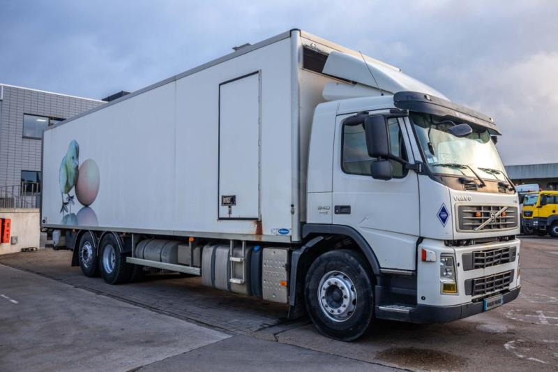 Volvo FM340+POUSSIN/CHICKEN/KUIKEN/KÛKEN - Hladnjača: slika 2 Volvo FM340+POUSSIN/CHICKEN/KUIKEN/KÛKEN - Hladnjača: slika 2