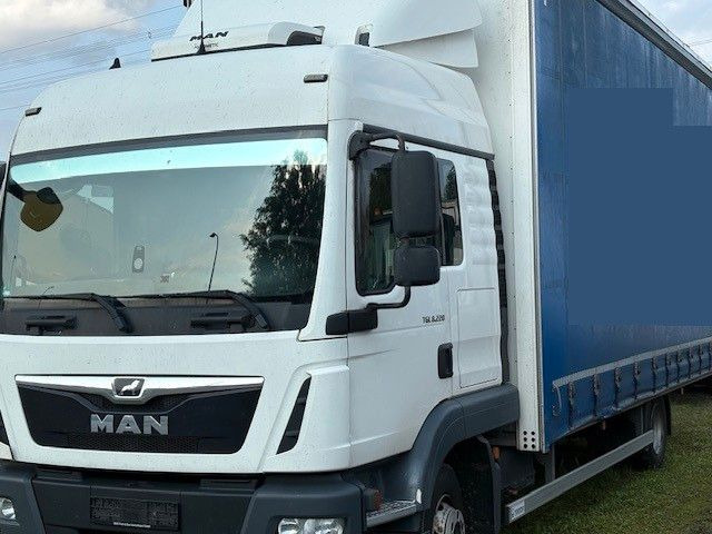 MAN 8.220 Jumbo Plane - Kamion sa ceradom: slika 2 MAN 8.220 Jumbo Plane - Kamion sa ceradom: slika 2