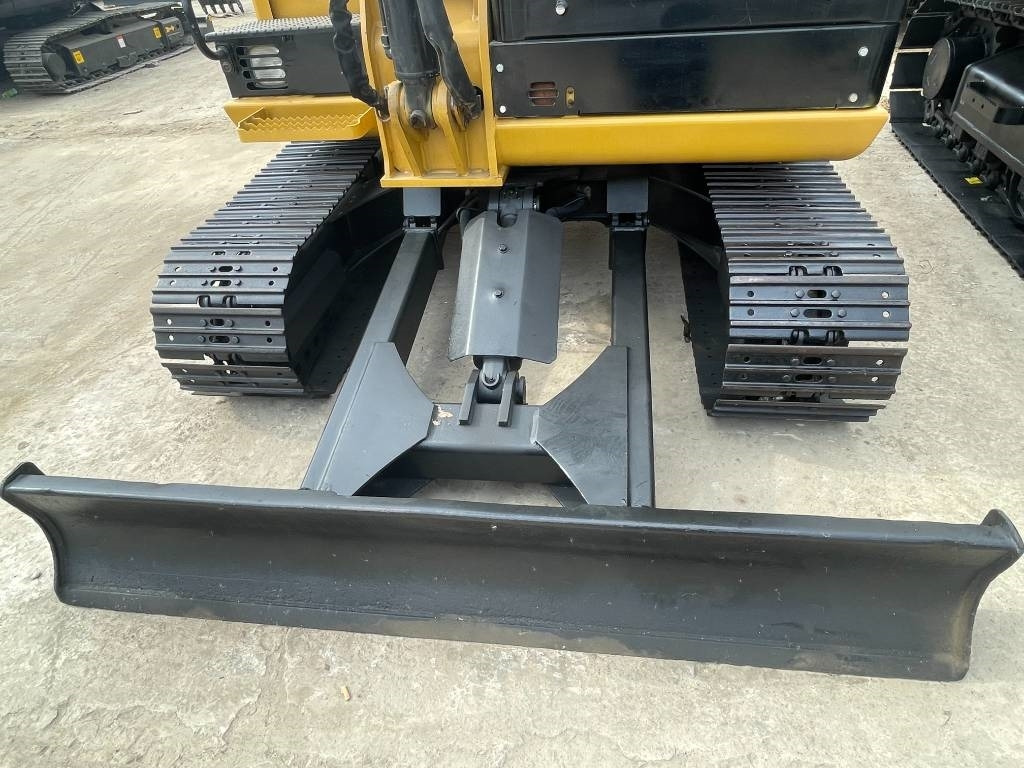 CAT 305.5E2 - Mini bager: slika 3 CAT 305.5E2 - Mini bager: slika 3