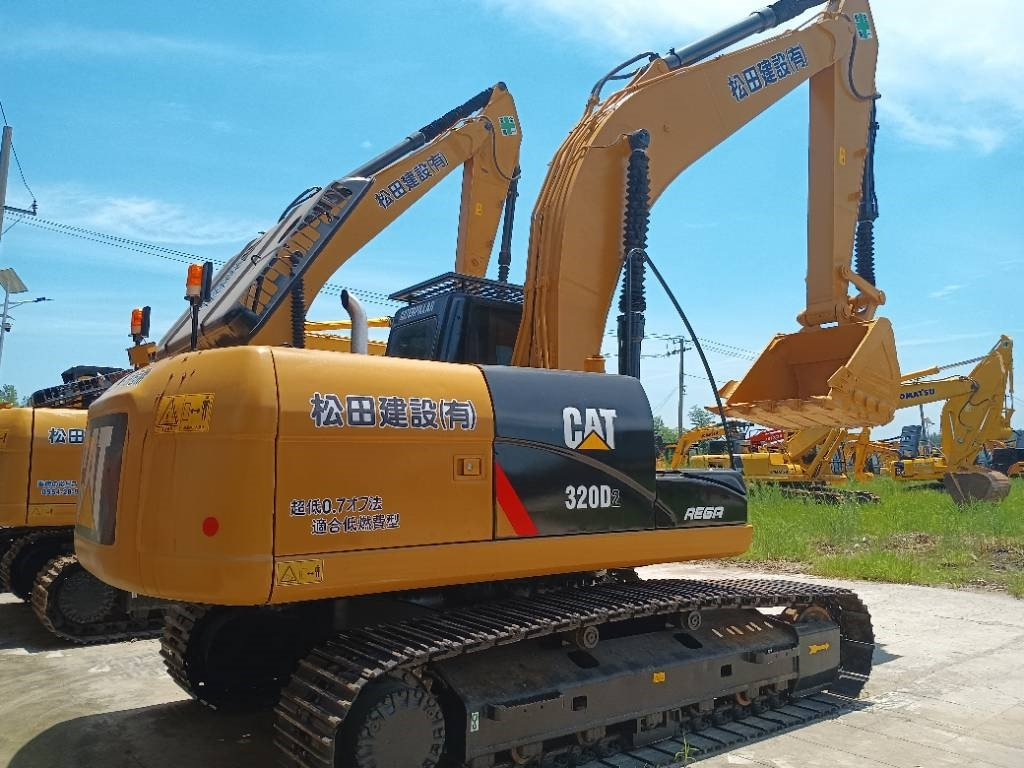 CAT 320D2 - Bager guseničar: slika 1 CAT 320D2 - Bager guseničar: slika 1